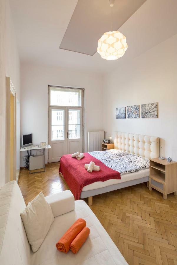 Dusni Apartments Prag Dış mekan fotoğraf